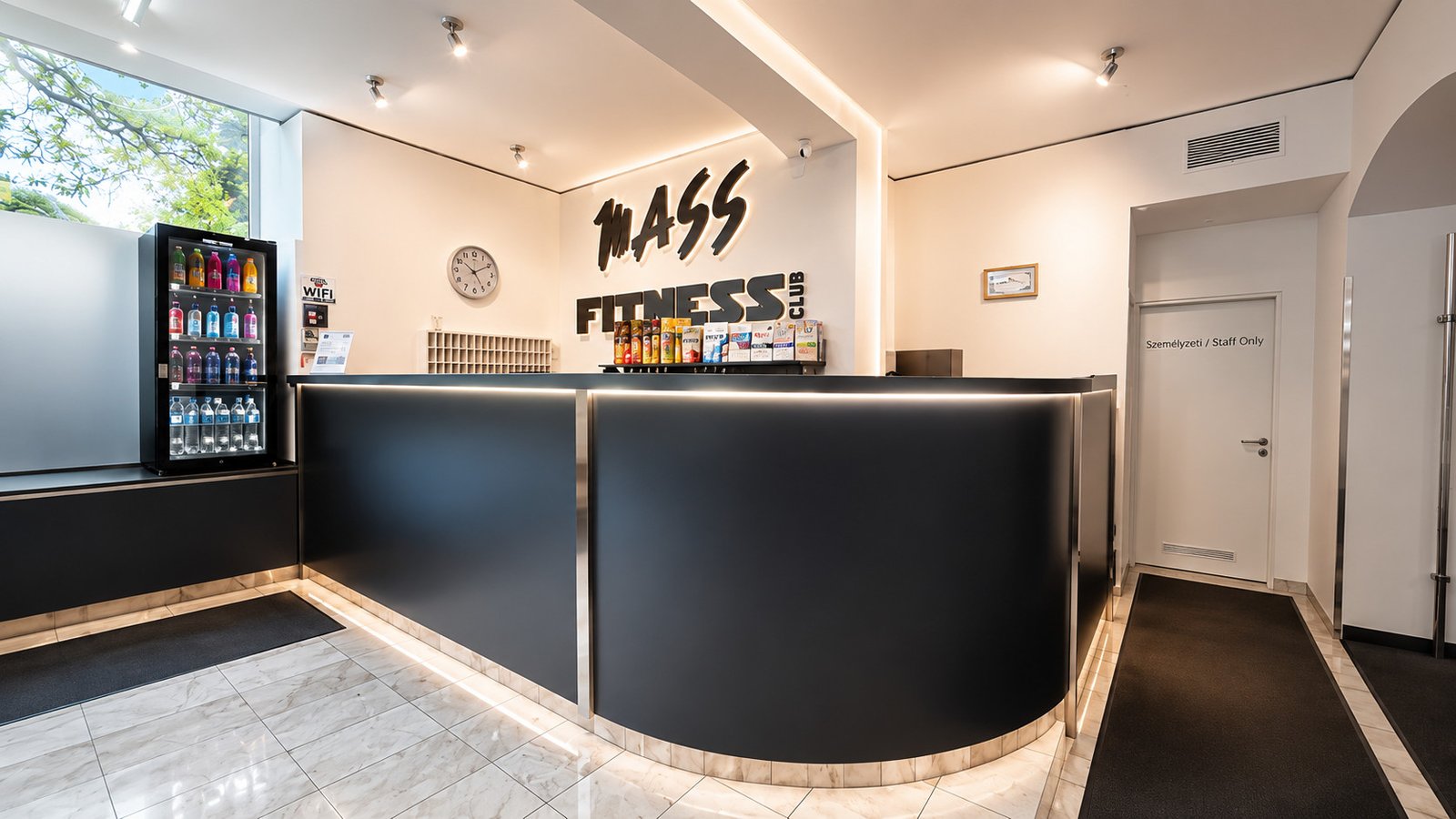 Mass Fitness Club Recepció és Turmix Bár