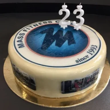 23 éves a Mass Fitness Club™